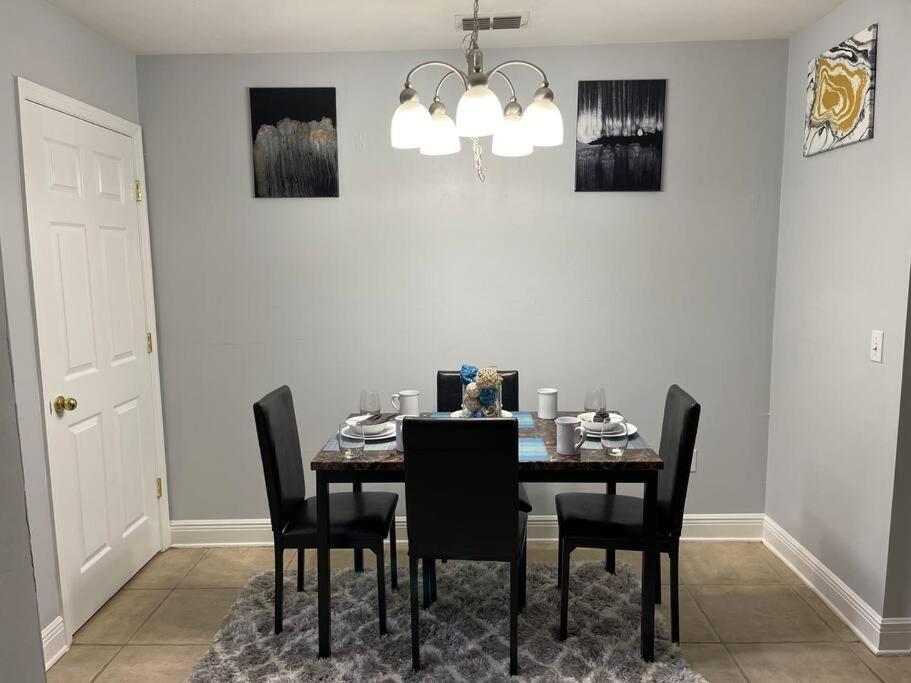 Cheerful 3-Bedrooms With Free Parking On Premises Tallahassee Ngoại thất bức ảnh